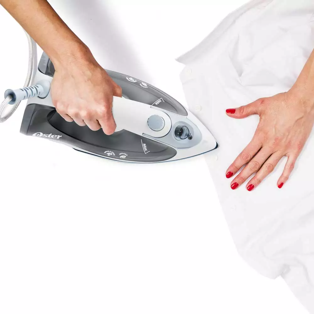 Plancha Oster Gris 1200 W 127 V 2140005