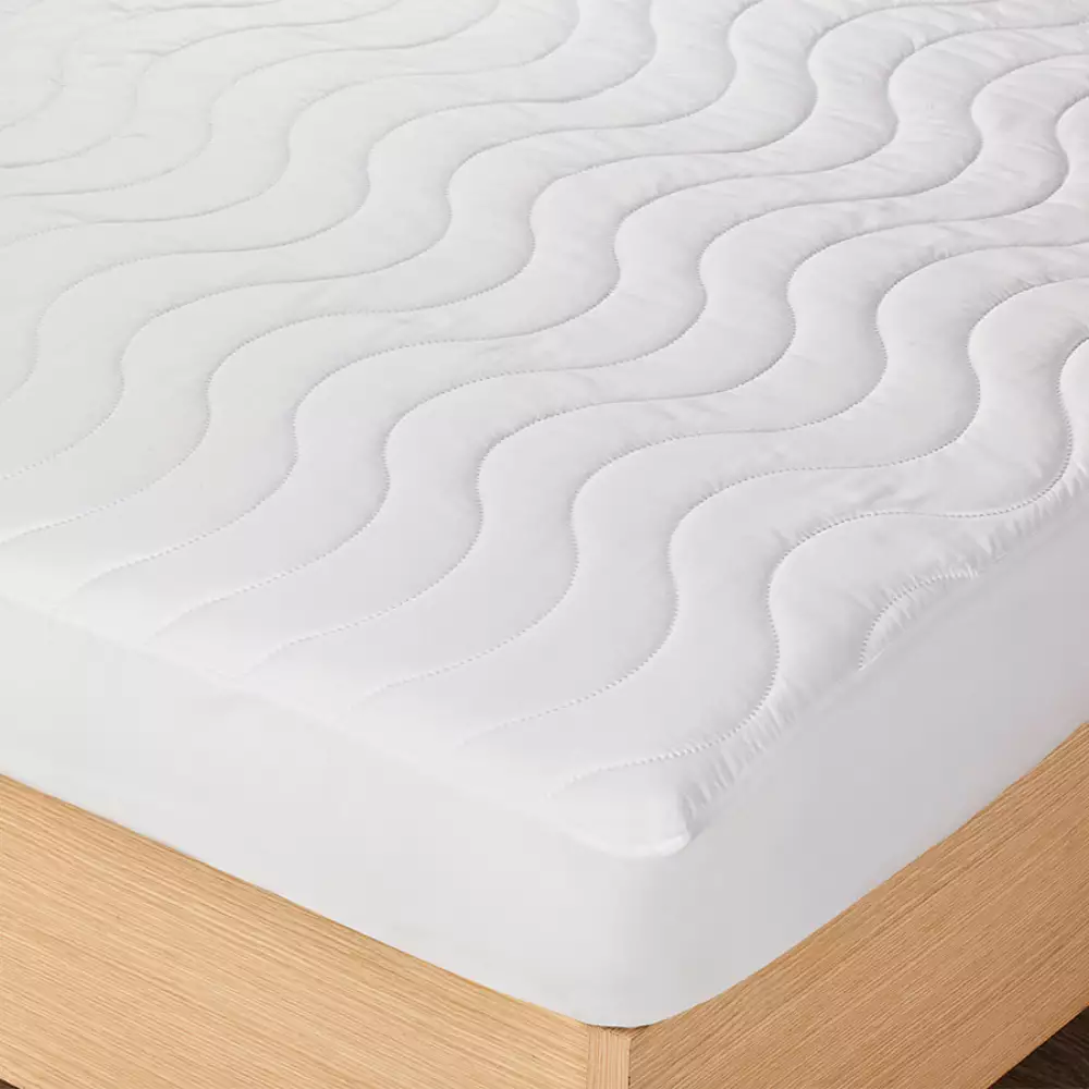 Protector De Colchón King Acolchado Anti fluidos Blanco