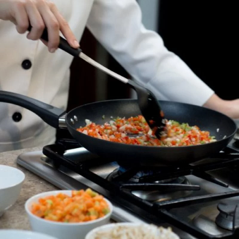 Sartén 24Cm - Practix Anodizado - Magefesa